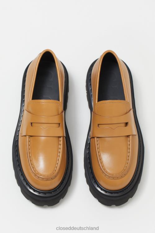 Schuhwerk Chinobeige 0RP8Z744 CLOSED Slipper Frauen