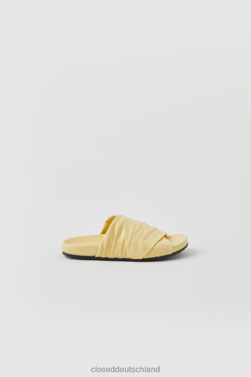 Schuhwerk gelbe Orchidee 0RP8Z1869 CLOSED Kreuzsandalen Frauen