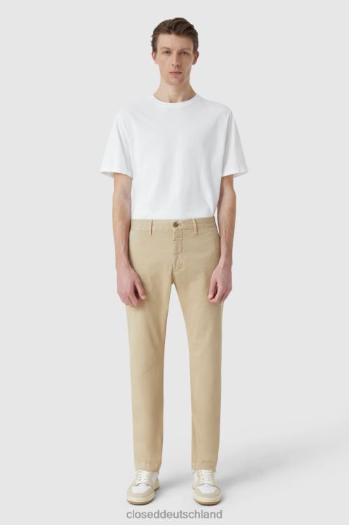 Kleidung Schilfbeige 0RP8Z1937 CLOSED Hosenstil Clifton Slim Chino Männer